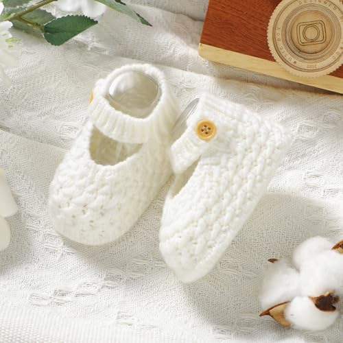 Perfect Fit Cozy Adorable Baby Booties for Newborns