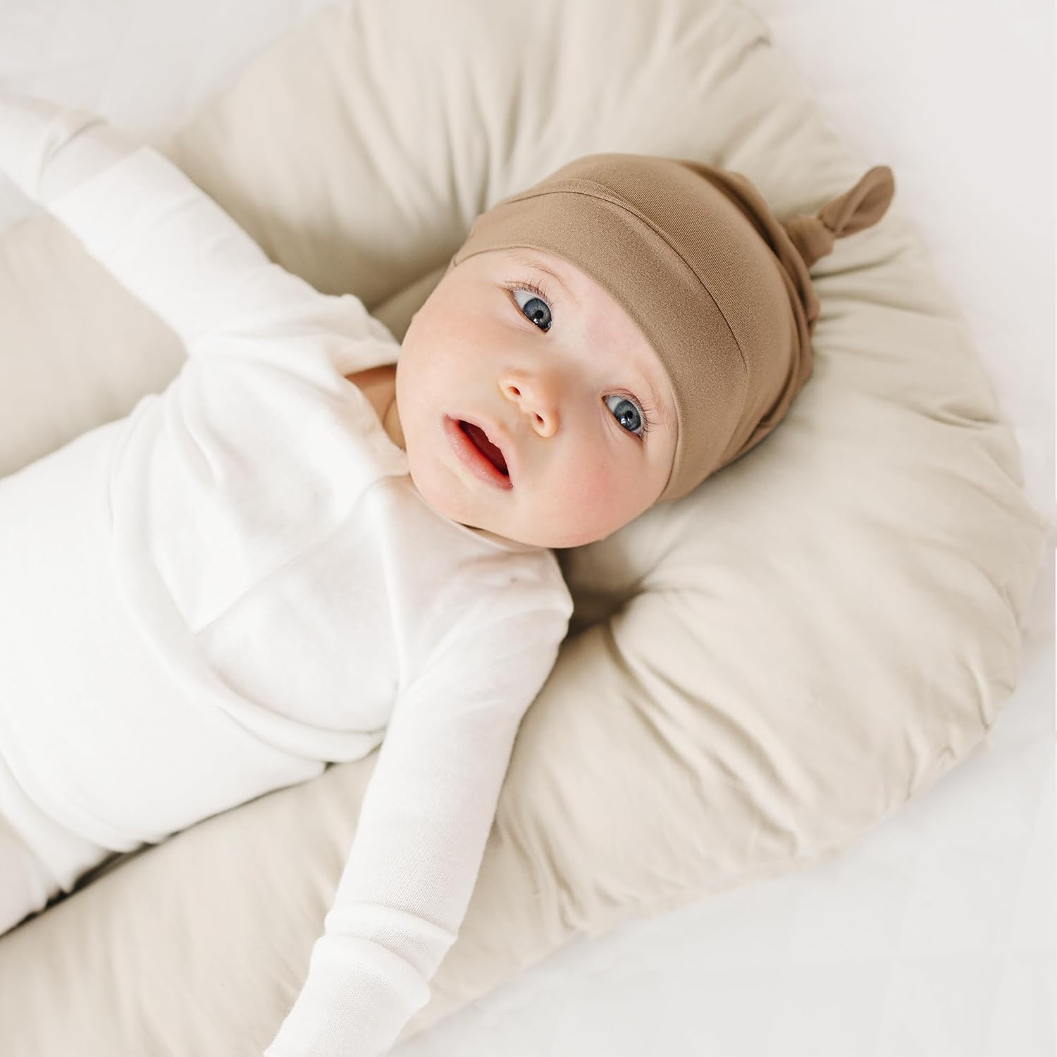 Konssy 6-Piece Newborn Hats Set