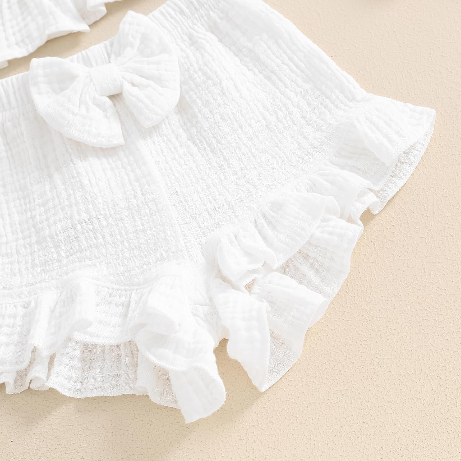 BemeyourBBs Summer Toddler Ruffle Sleeveless Top and Bloomers Set