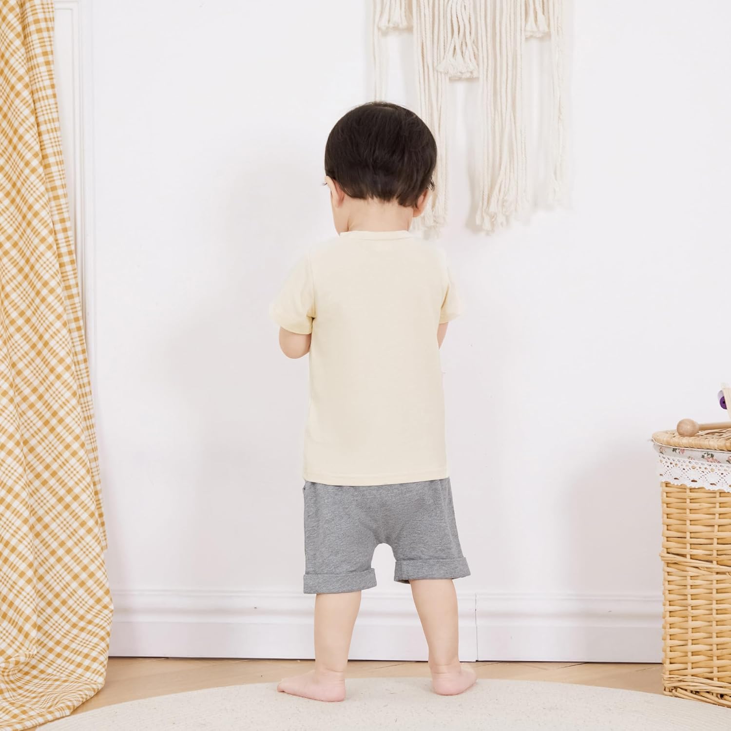 Stylish Animal Print Toddler Clothing Set for Boys