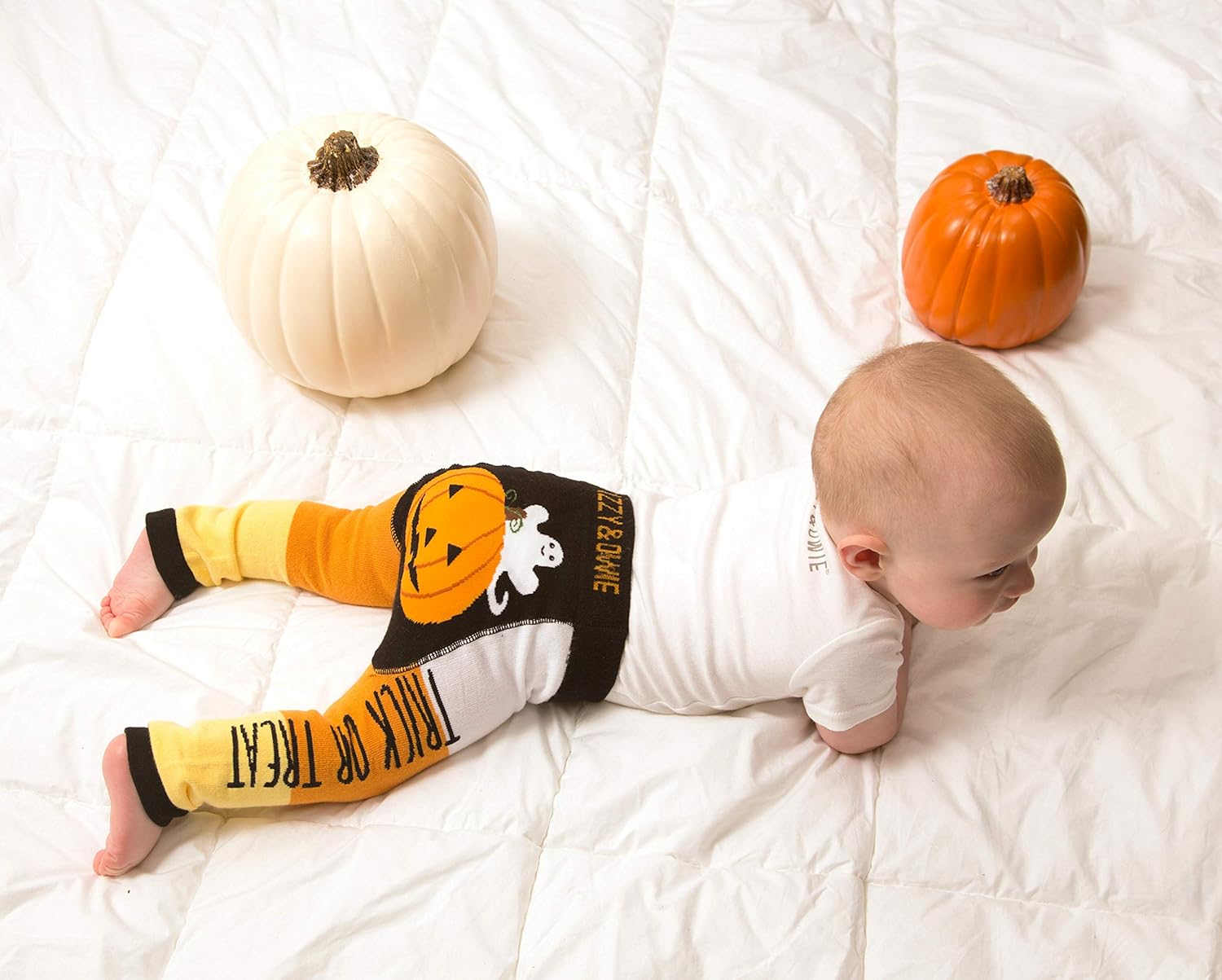 Pavilion Gift Company Izzy Owie Trick Or Treat Halloween Premium Baby Leggings