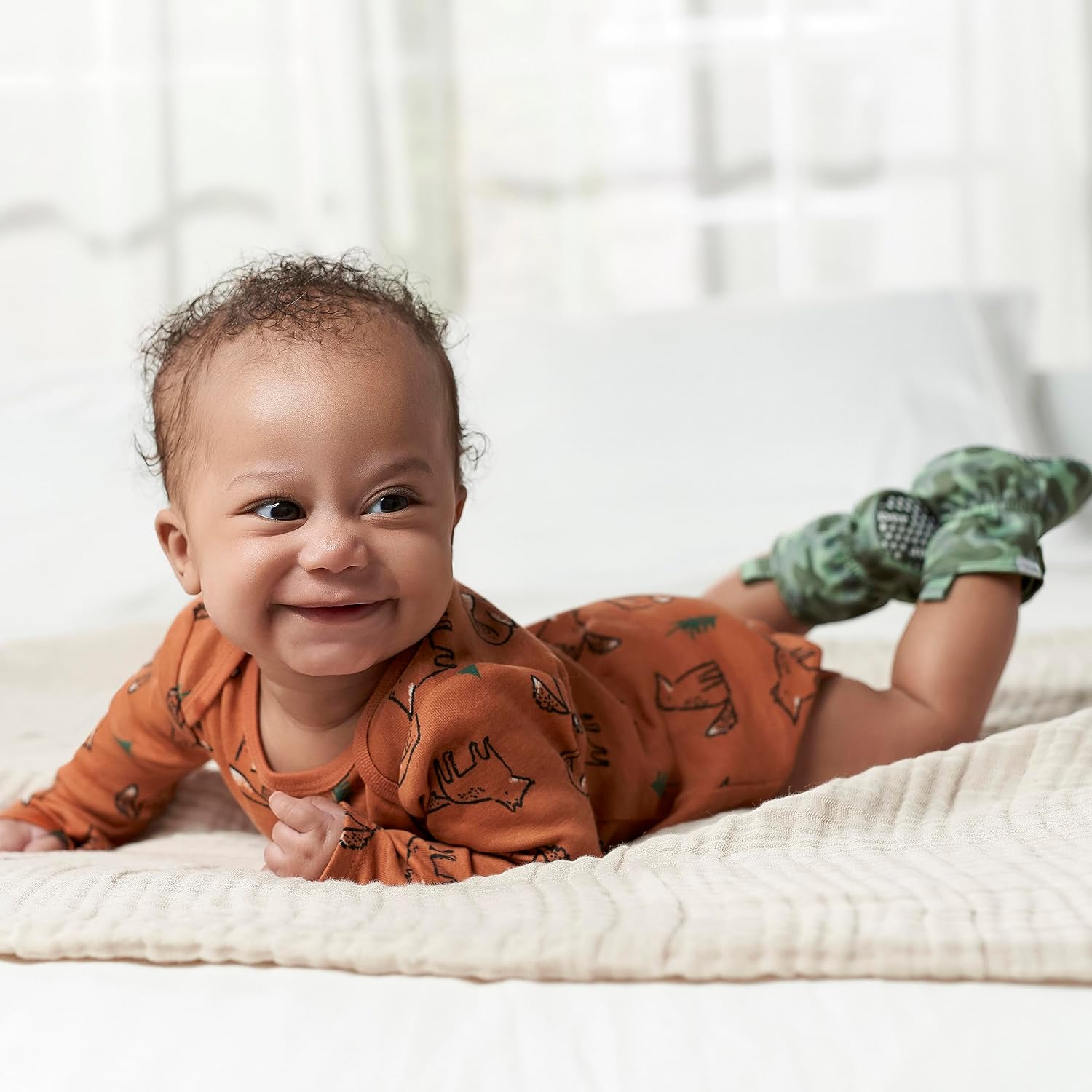Gerber Baby Boys 6-Pack Long Sleeve Onesies Bodysuit