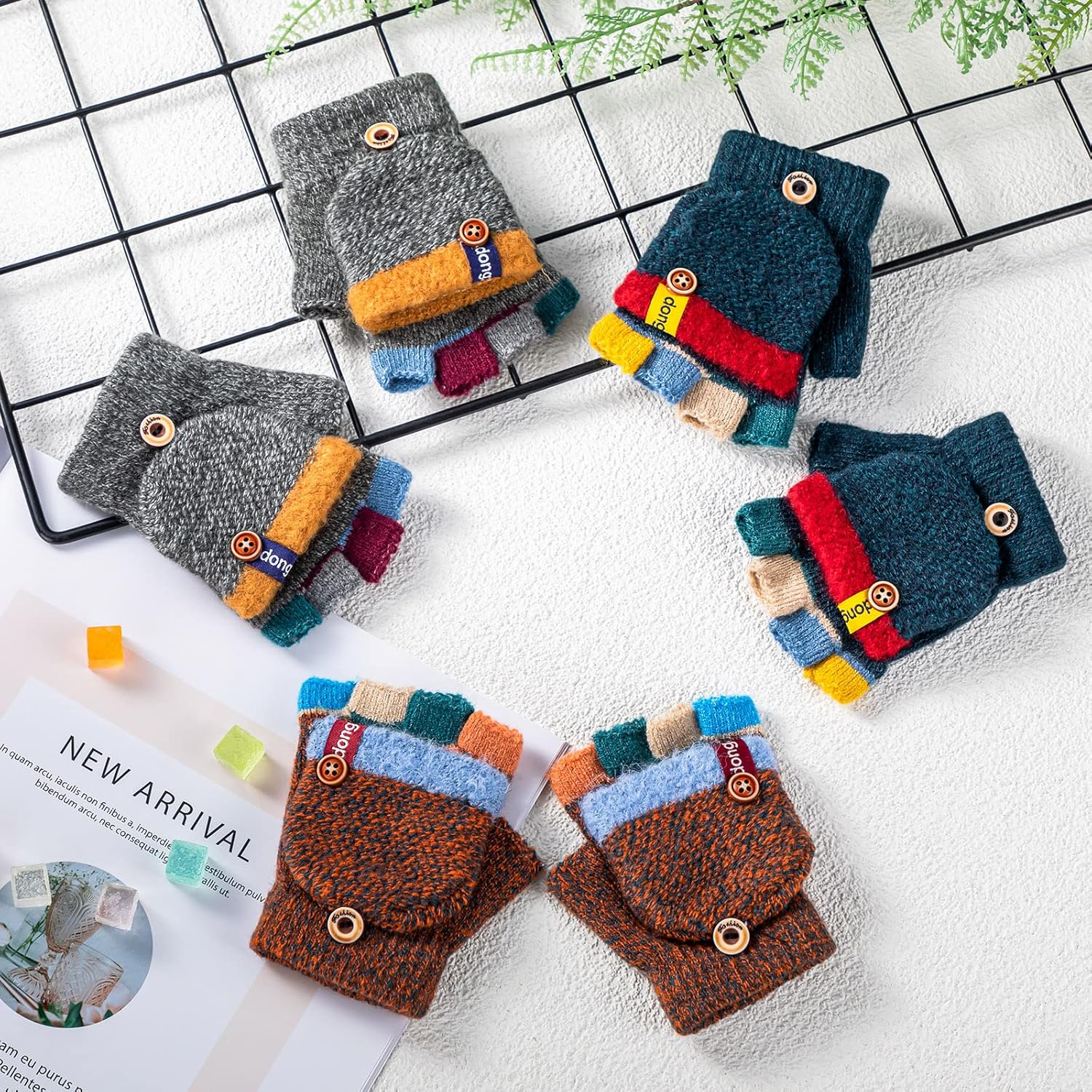 Happy Winter Warm gloves for kidsfreezeProof and cozy